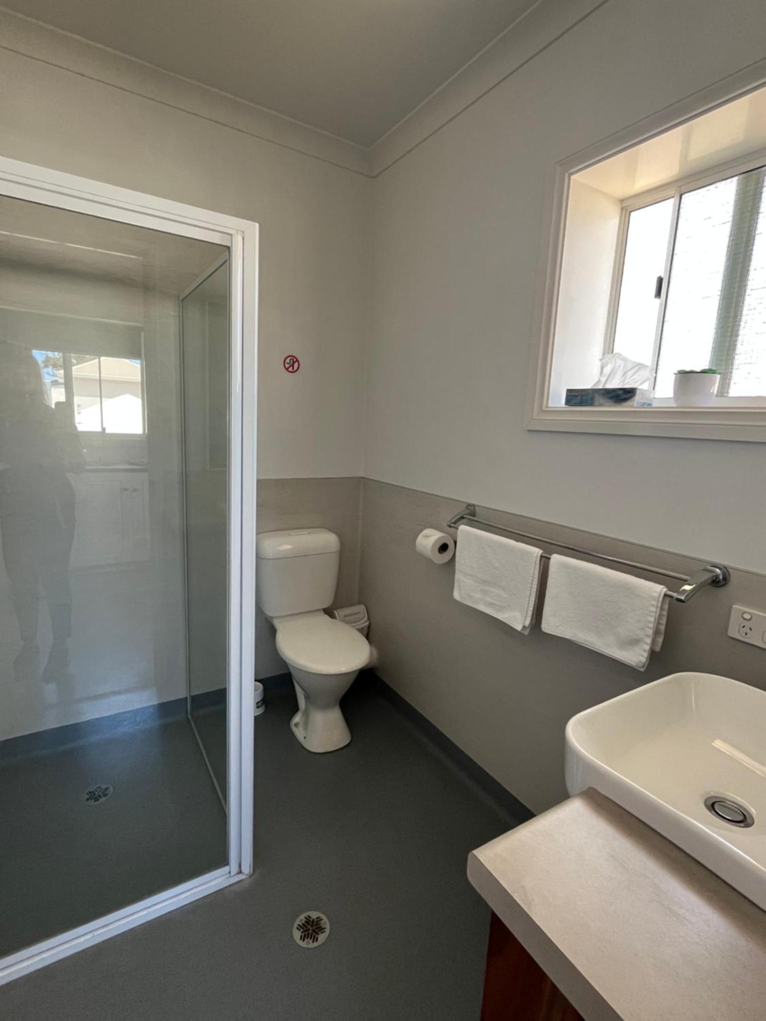 Clearwater Motel Apartments Esperance Eksteriør bilde